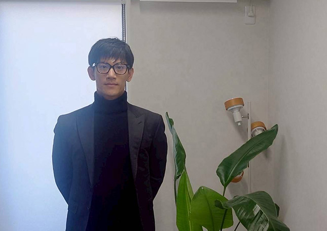 金本泰宏さん アクションショット